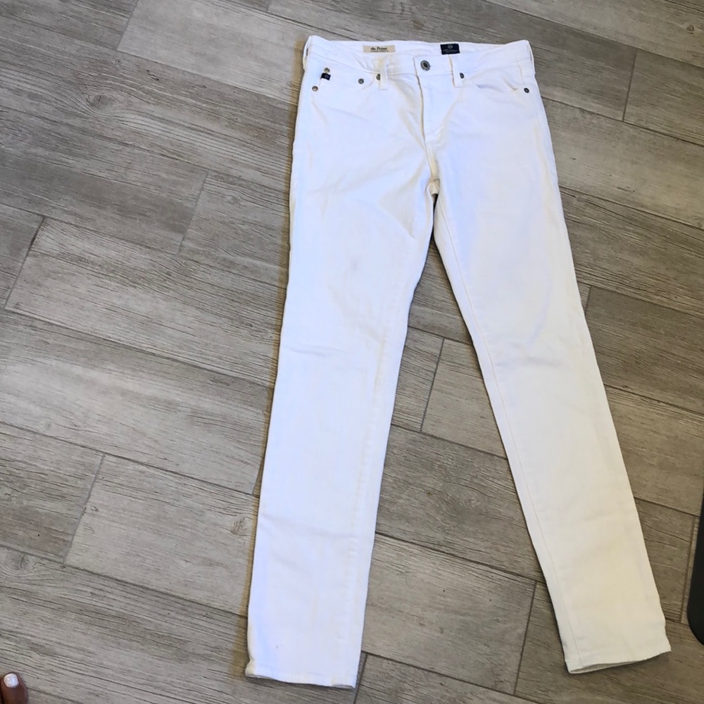 AG white jeans nice condition.